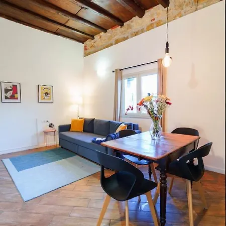 Soso Cosy Apartment